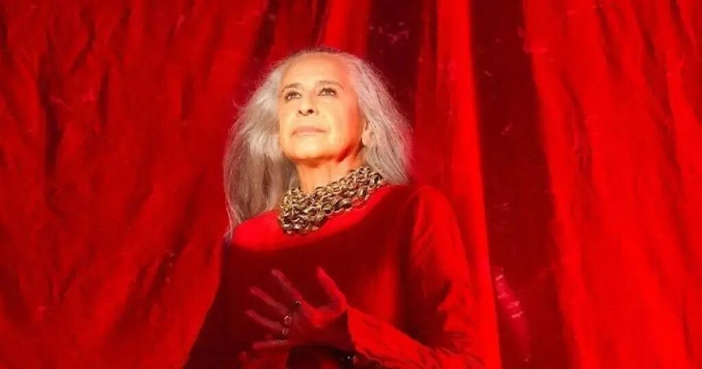 Maria Bethânia adiciona show extra na turnê em Salvador em novembro
