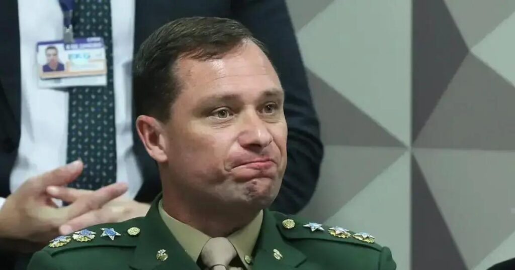 Mauro Cid apresenta alegações finais no STF sobre trama golpista