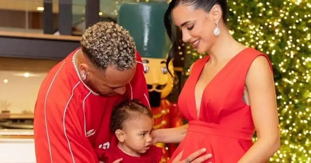 Neymar e Bruna Biancardi celebram o nascimento da filha Mel
