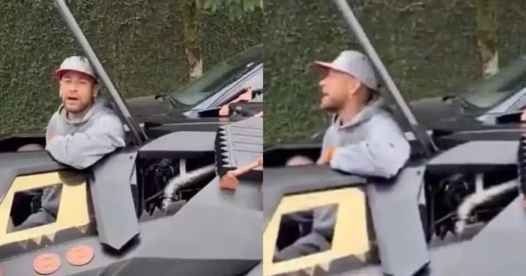 Neymar Jr. adquire réplica do Batmóvel por 1,5 milhão de dólares