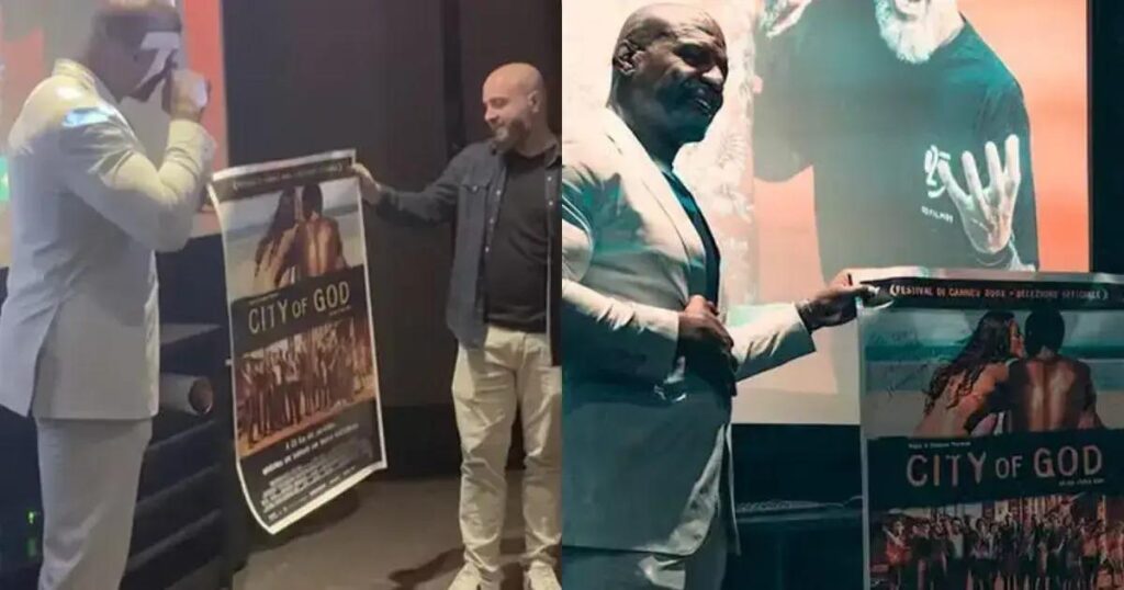 Terry Crews se emociona com poster autografado de Cidade de Deus