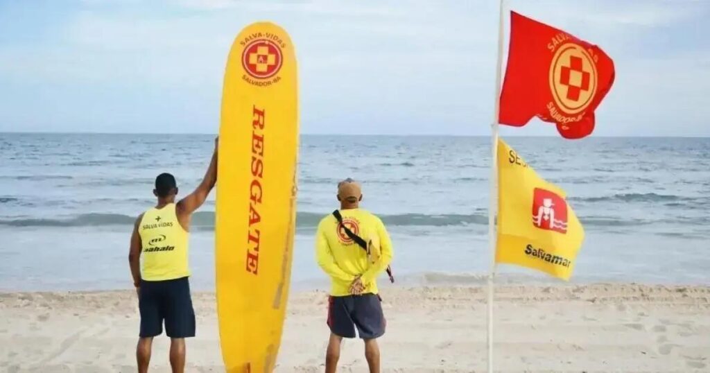 Afogamentos em Salvador caem 63% em 2025 com ações preventivas da Salvamar