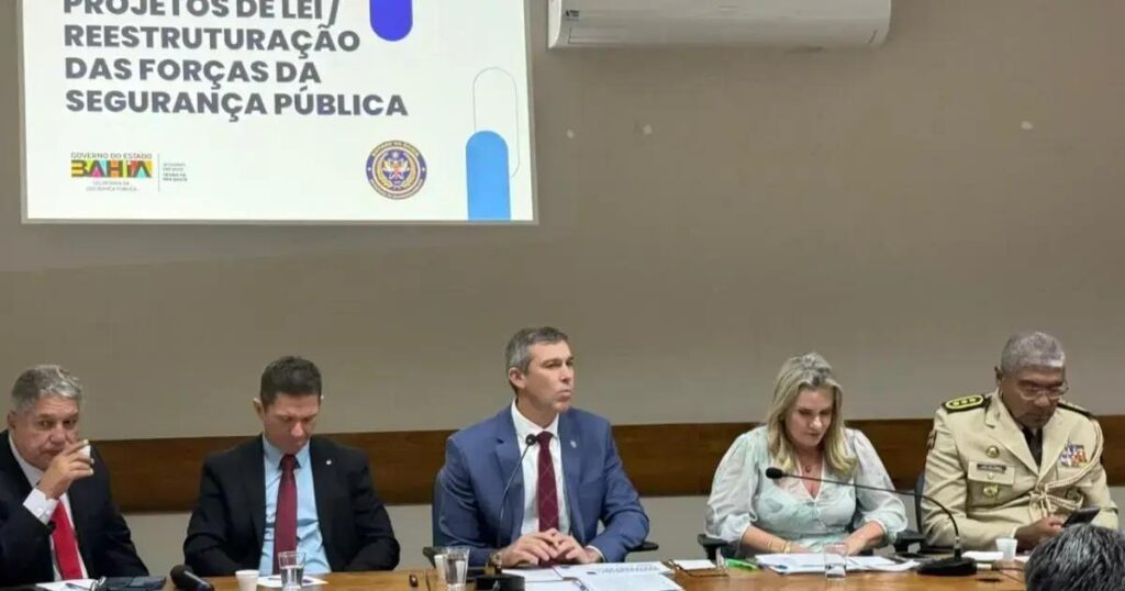 Bahia anuncia pacote com 4 projetos para modernizar forças de segurança pública