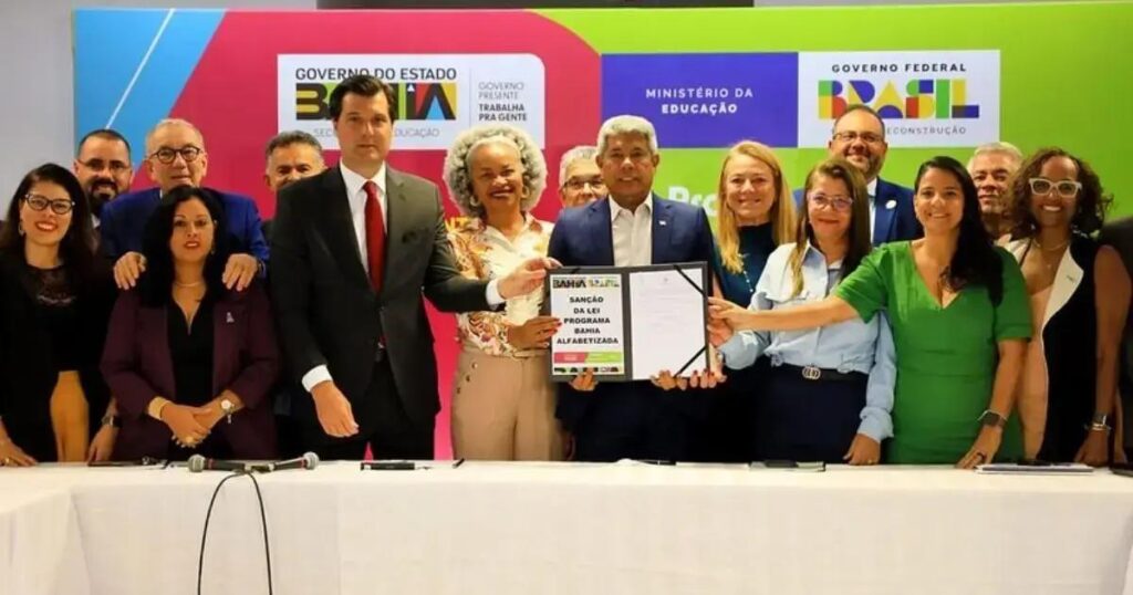 Bahia apresenta programa de alfabetização em parceria com o MP-BA