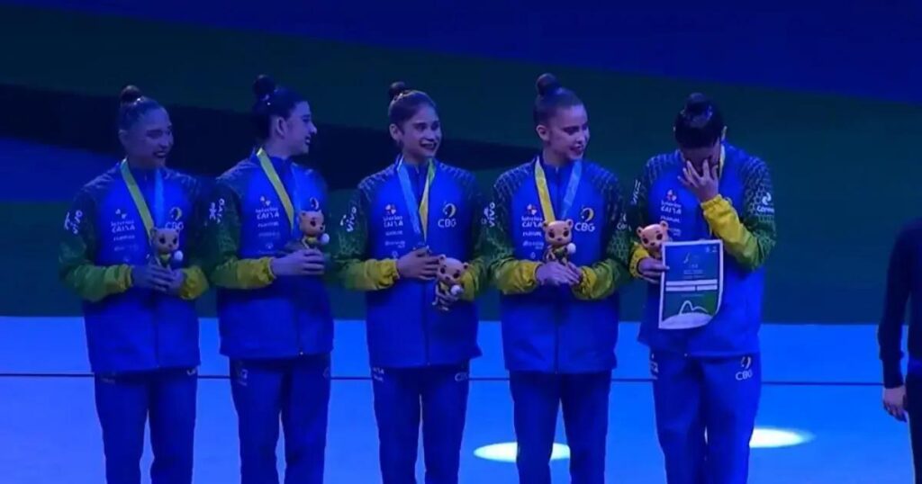 Brasil conquista prata inédita no Mundial de Ginástica Rítmica no Rio