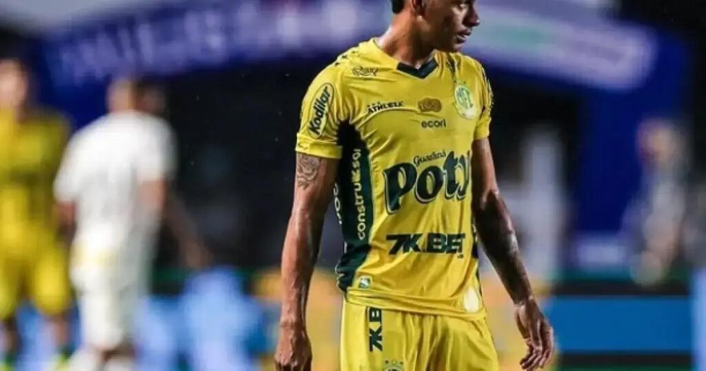 Ex-Vitória Negueba faz golaço pelo Mirassol contra o Cruzeiro no Brasileirão