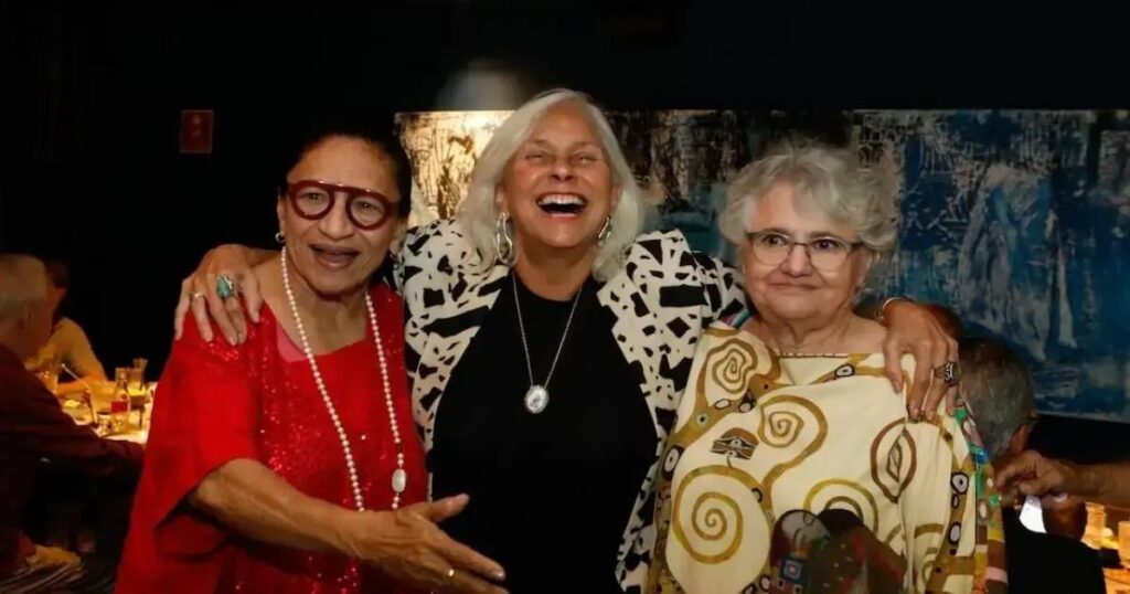 Fafá de Belém celebra raízes baianas em jantar intimista antes de homenagem