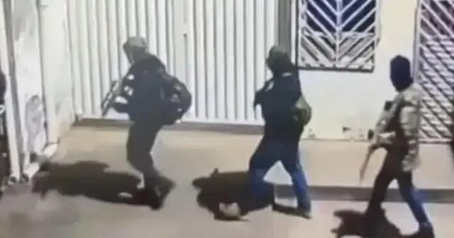 Homens armados com fuzis são flagrados em distrito de Belmonte na Bahia