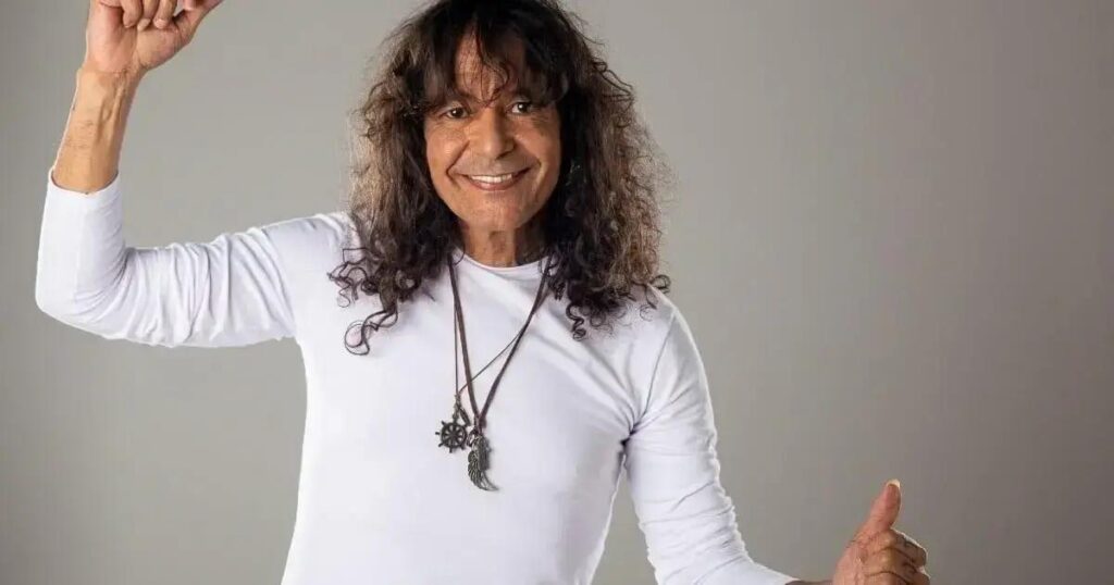 Luiz Caldas recebe Comenda Dois de Julho da AL-BA por criar axé music