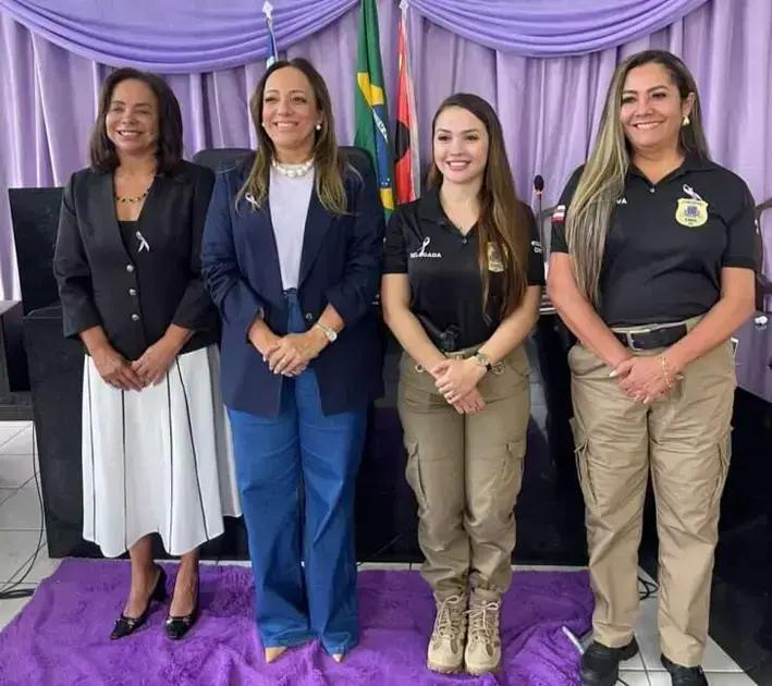 Macarani realiza sessão solene no Agosto Lilás com ampla adesão