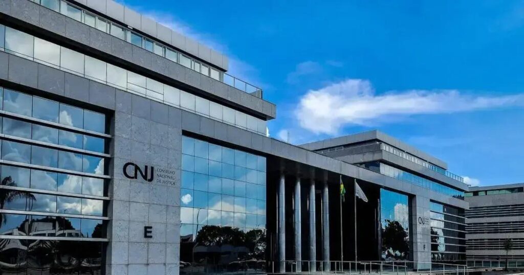 Magistrados pedem ao CNJ cadastro para acesso aos salários pela web
