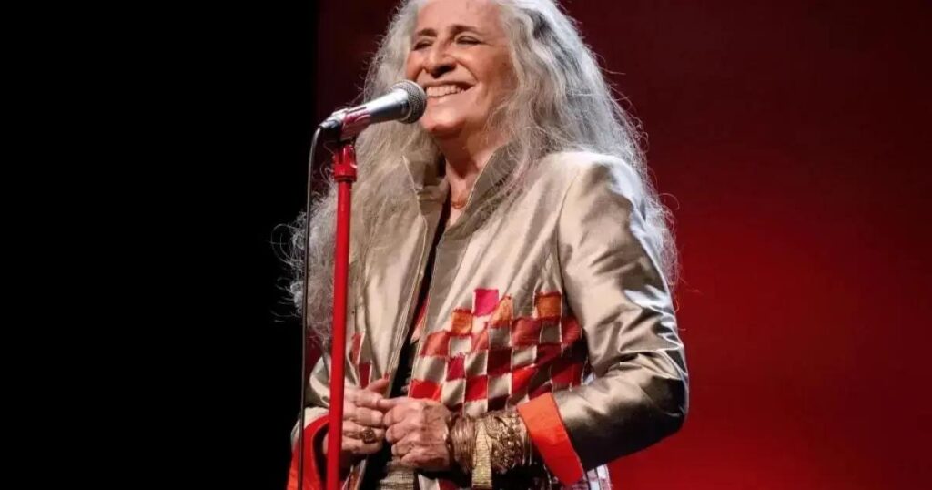 Mostra de Cinema homenageia 60 anos de carreira de Maria Bethânia