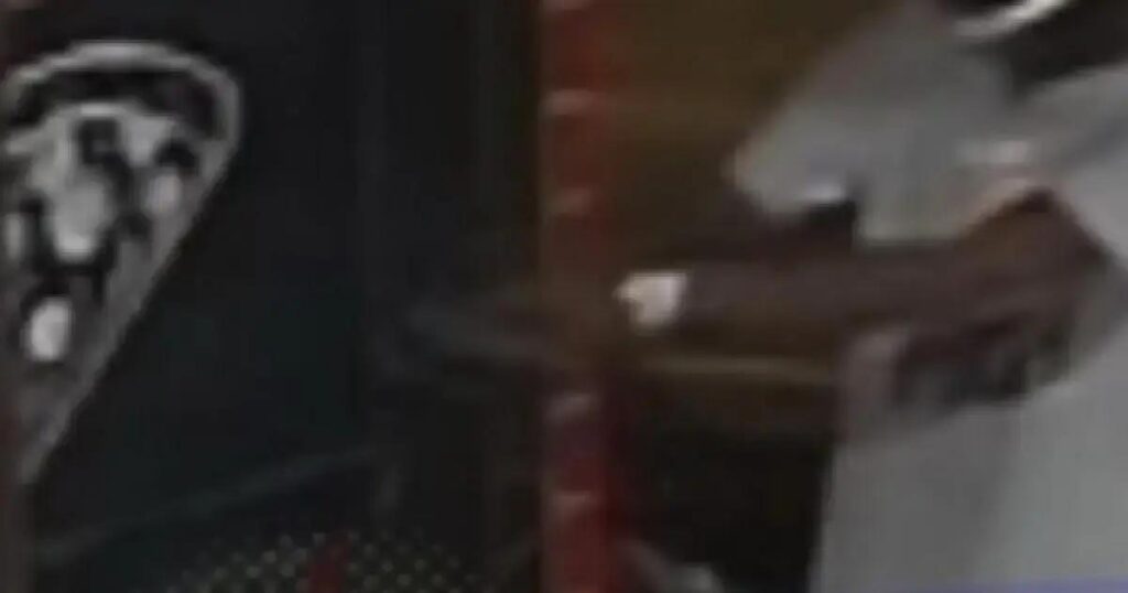 Motoboy é assaltado em pizzaria no IAPI, Salvador