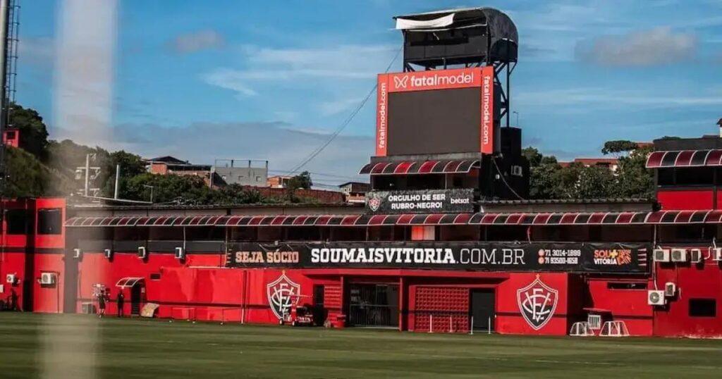 Movimento Vitória SAF apresenta demandas por transparência na SAF do clube