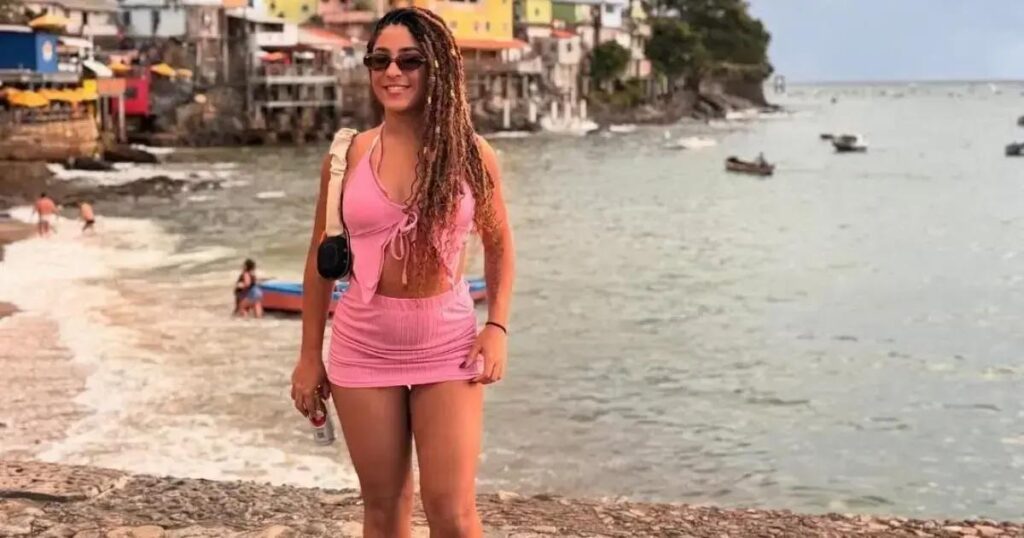 Nath Finanças participa de roda de conversa em Salvador e visita praia