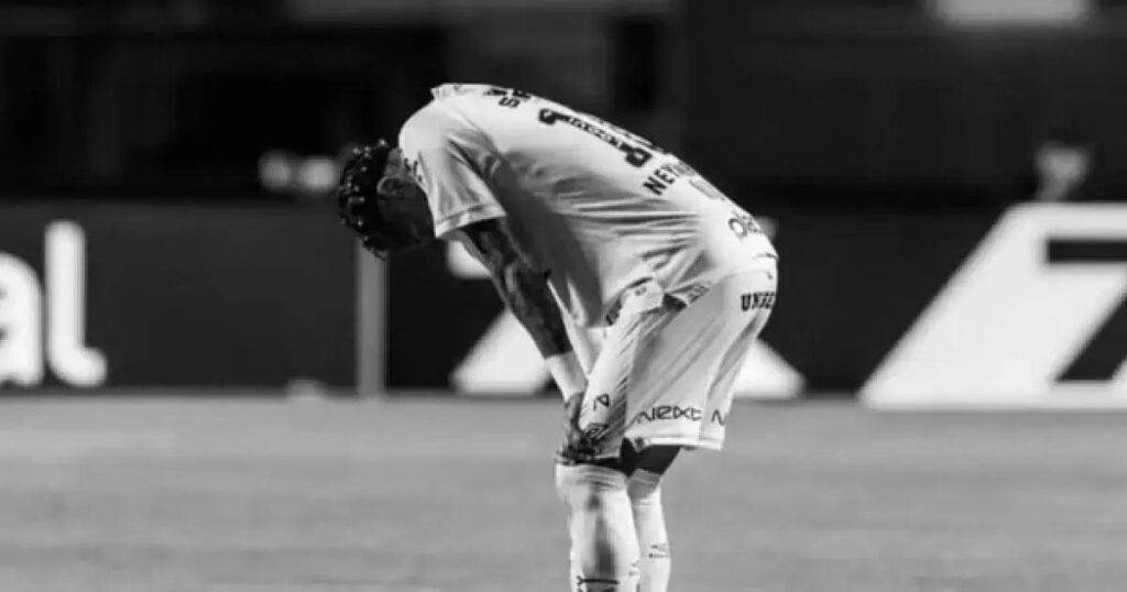 Neymar critica atuação do Santos após goleada de 6 a 0 em jogo da Série A