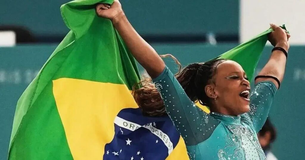 Rebeca Andrade anuncia aposentadoria das provas de solo: saúde em primeiro lugar