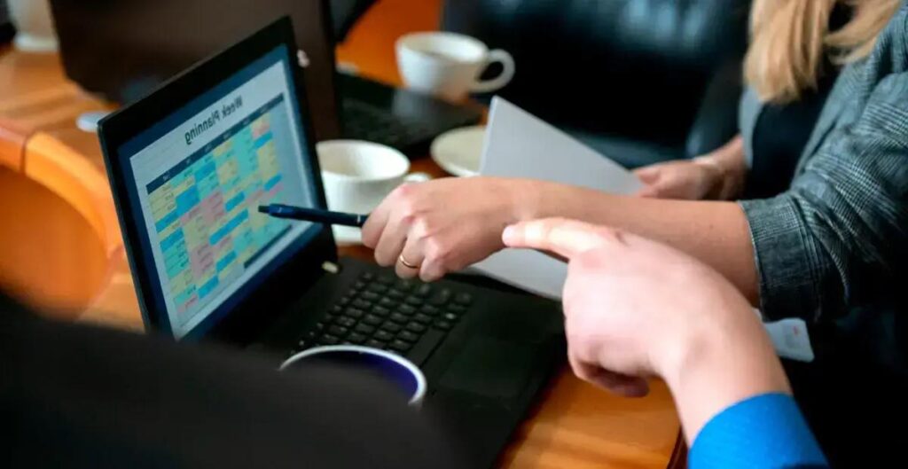 Receita Federal amplia acesso ao programa Receita Sintonia para empresas B