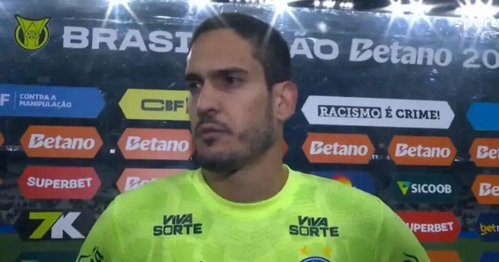 Ronaldo brilha e garante vitória do Bahia sobre o Corinthians