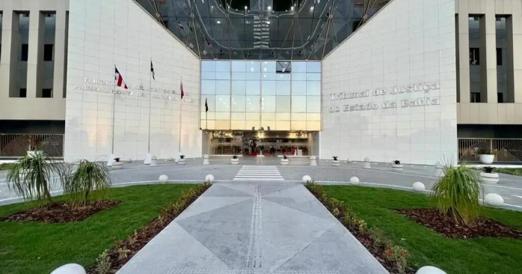 TJ-BA atinge meta de mil sessões do Tribunal do Júri em 2025