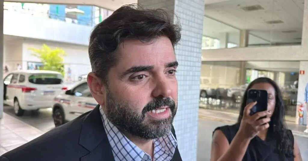 Adolpho Loyola afirma que definição de espaços na chapa majoritária será em 2026