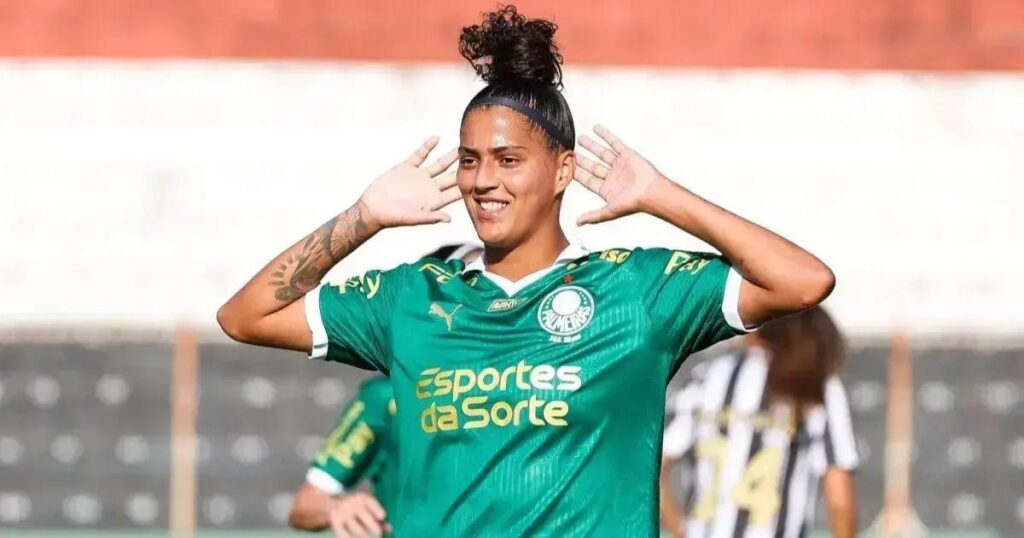 Amanda Gutierres deixa Palmeiras em maior venda do futebol feminino brasileiro