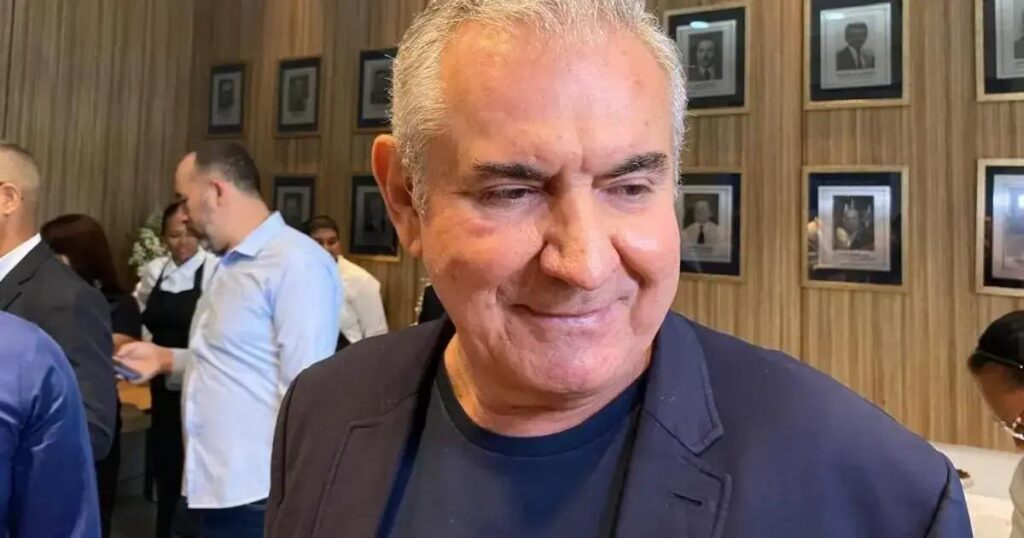 Angelo Coronel reafirma pré-candidatura e diz seguir orientação dos prefeitos