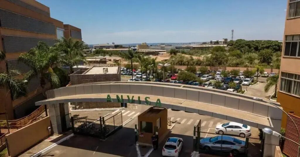 Anvisa proíbe venda de produtos à base de cannabis e cogumelos por falta de registro