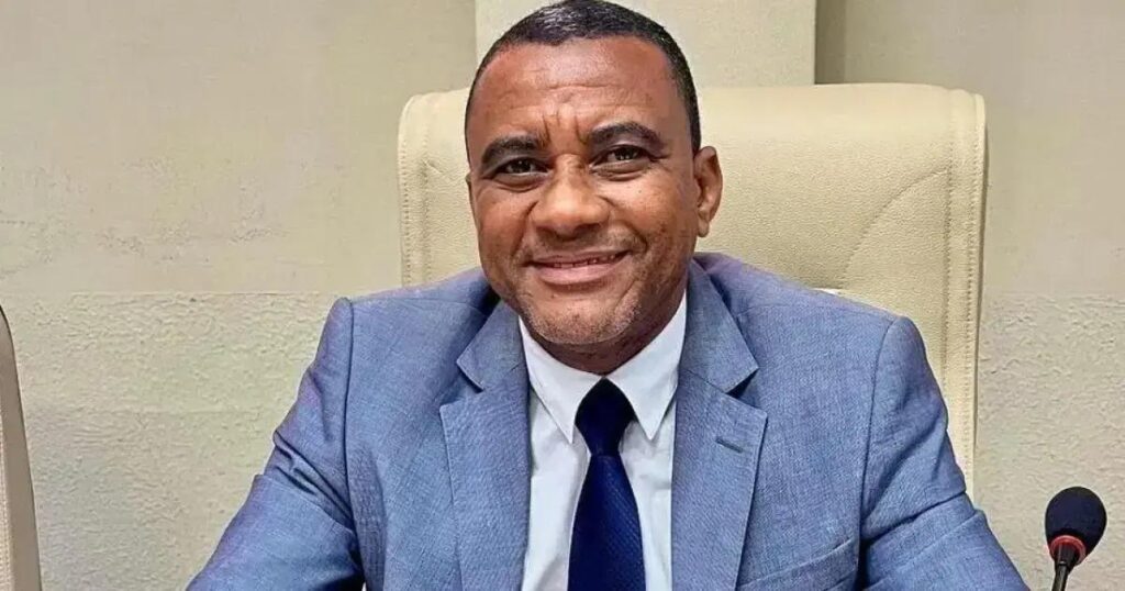 Aprovação do prefeito Del em Simões Filho chega a 64,23% segundo pesquisa