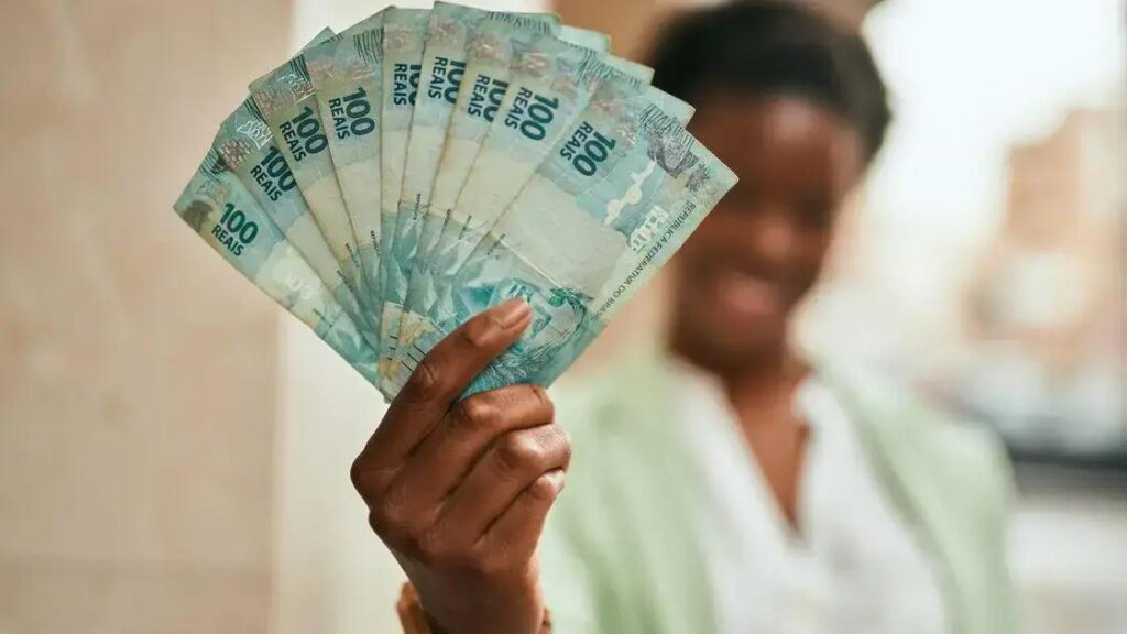 As profissões que estão pagando até R$ 20 mil por mês em 2025 no Brasil