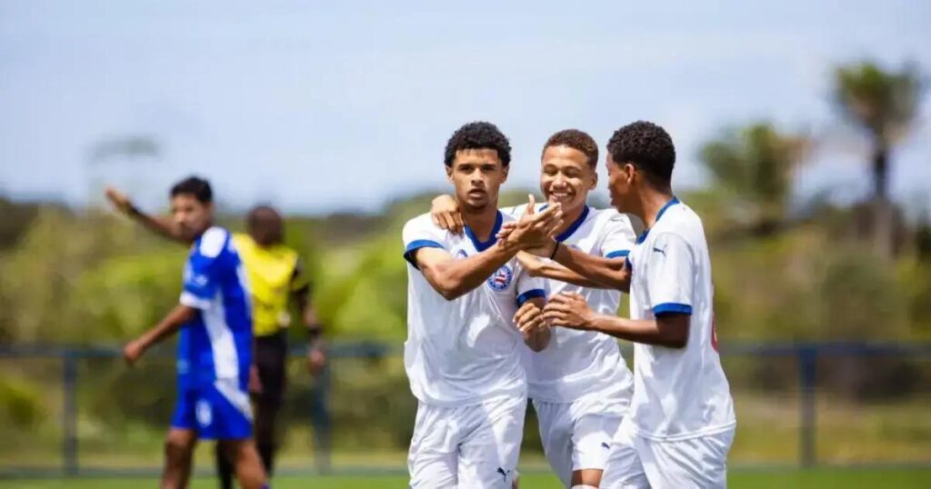 Bahia enfrenta Camaçari nas oitavas do Baianão Sub-17 neste sábado