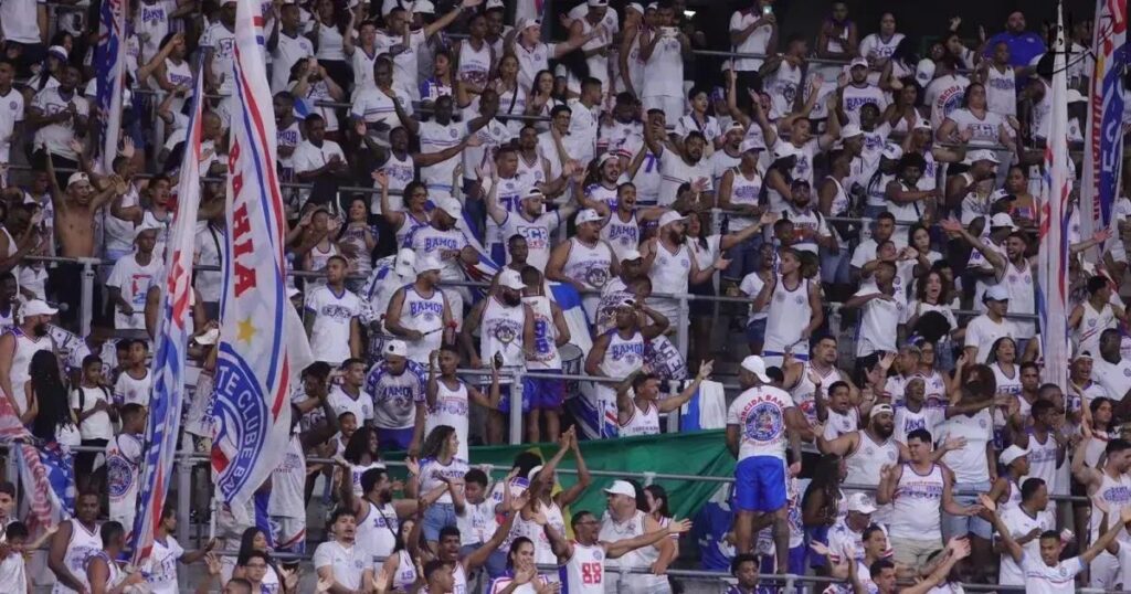 Bahia goleia Grêmio por 4 a 0 com público de 29 mil na Arena Fonte Nova