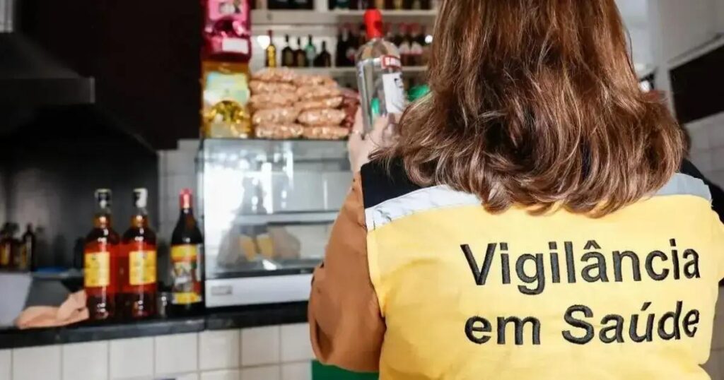 Brasil registra 17 casos confirmados de intoxicação por metanol em bebidas