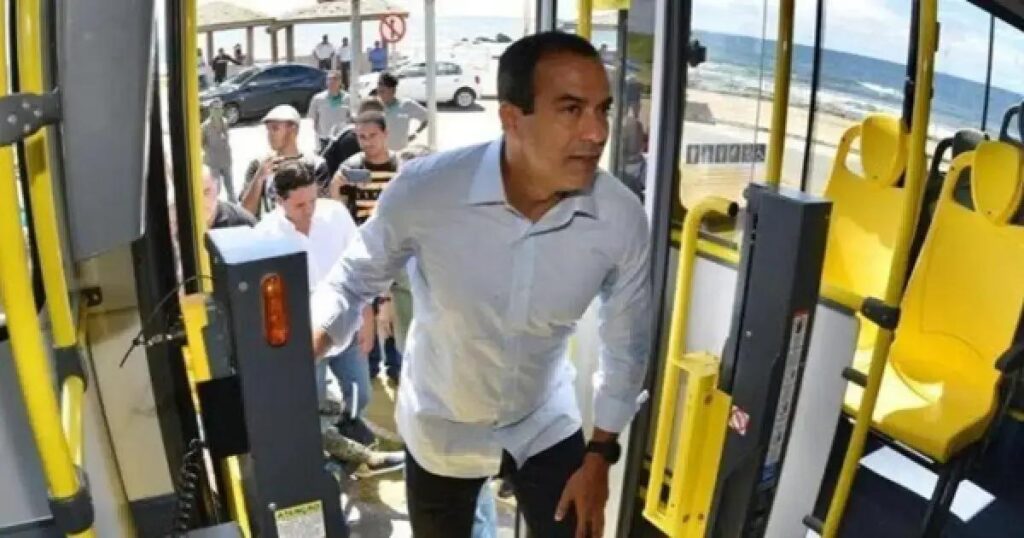 Bruno Reis sanciona lei de subsídio ao transporte público de Salvador com vetos