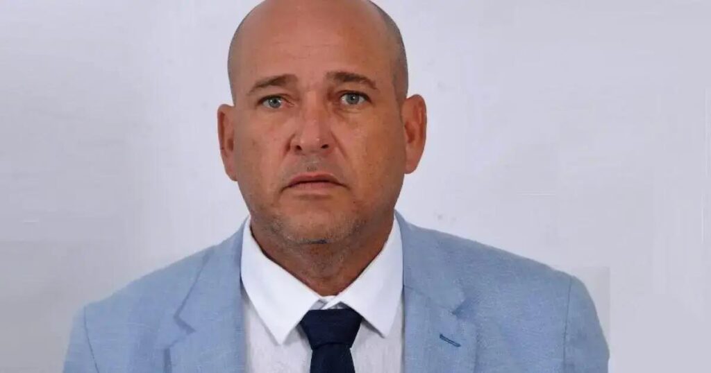 CCJ da AL-BA joga para plenário decisão sobre prisão de Binho Galinha