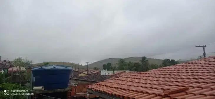 Chuvas intensas causam alagamentos em Itarantim e região da Bahia