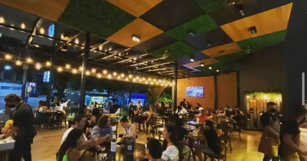 Crise do metanol muda hábitos de consumo em bares de Salvador