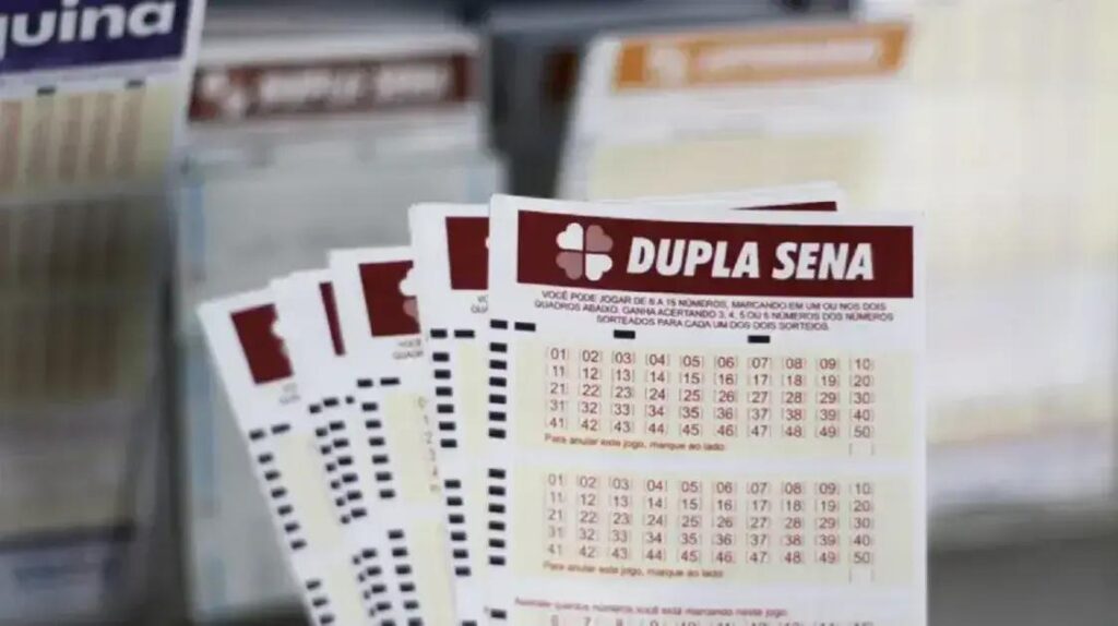 Dupla-Sena 2873: Prêmio de R$ 550 mil acumula; veja números sorteados