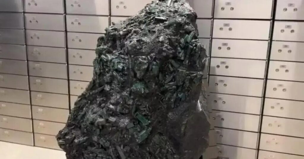 Esmeralda de R$ 2 bilhões da Bahia aguarda leilão em bunker de São Paulo