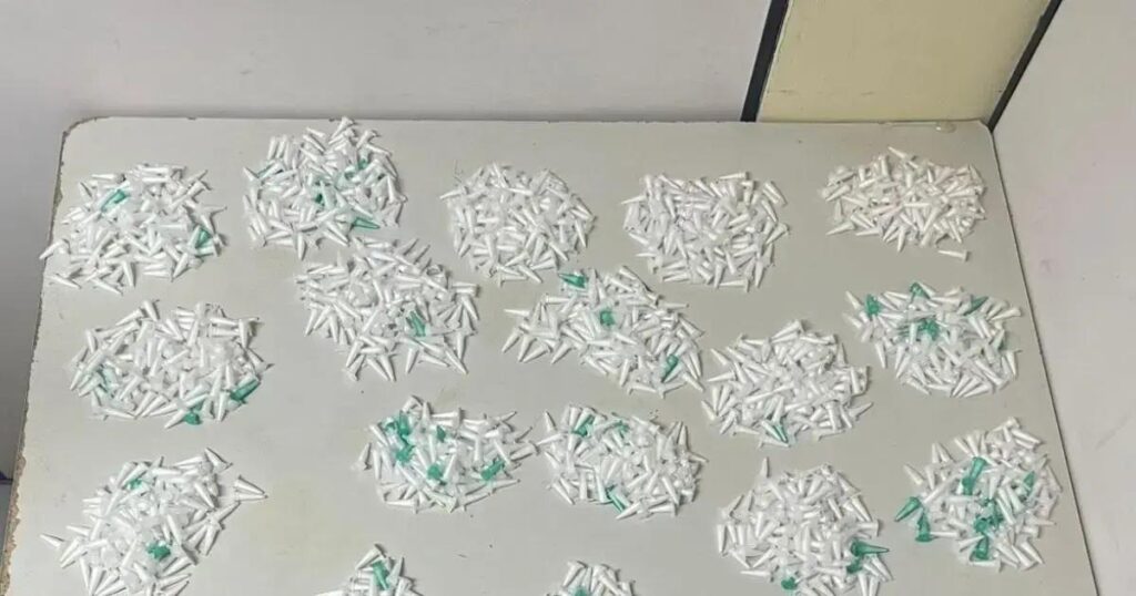 Homem preso com 2 mil doses de cocaína e maconha em Feira de Santana