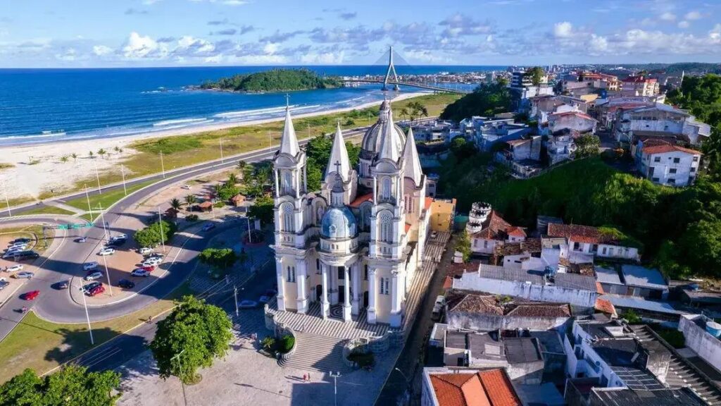 Ilhéus: A cidade baiana do cacau que encanta com história e praias incríveis
