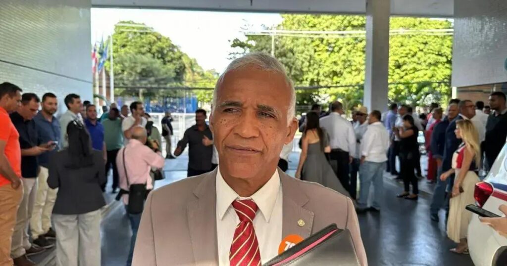 Isidório defende dosimetria para punições do 8 de janeiro e critica PEC da Blindagem