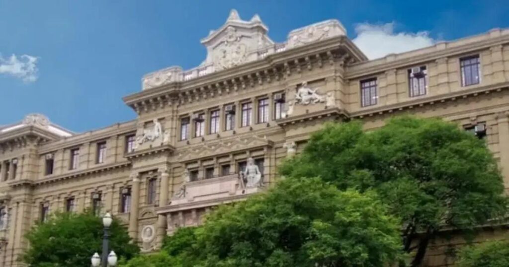 Justiça condena Prefeitura de SP a pagar R$ 24,8 milhões por interrupção de aborto legal