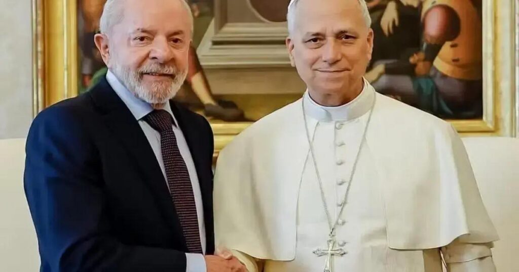 Lula convida Papa Leão XIV para COP30 em Belém, mas pontífice não poderá ir