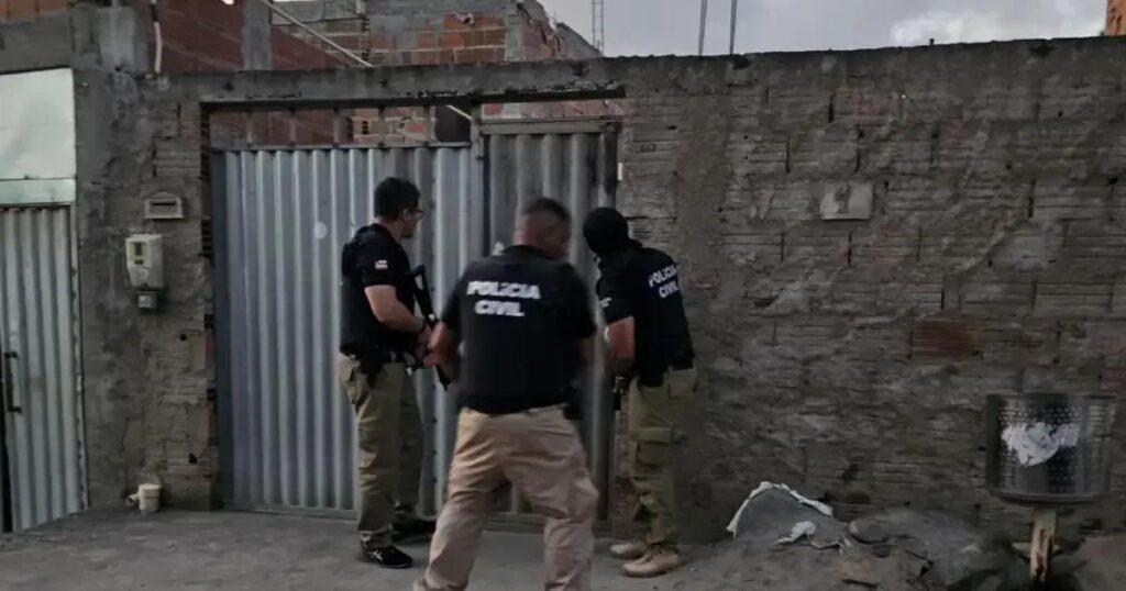 Polícia prende dois e apreende armas e munições na região sisaleira da Bahia