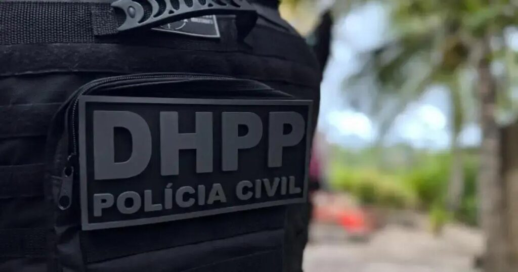 Polícia prende suspeito de matar dois irmãos em excursão em Arembepe