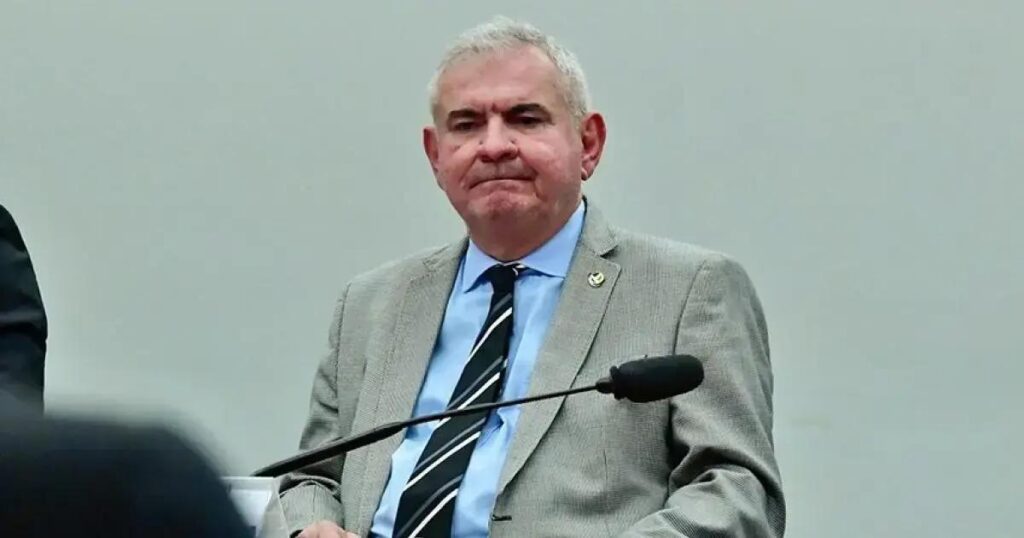 Prefeitos do interior apoiam reeleição de Coronel no Senado em 2026