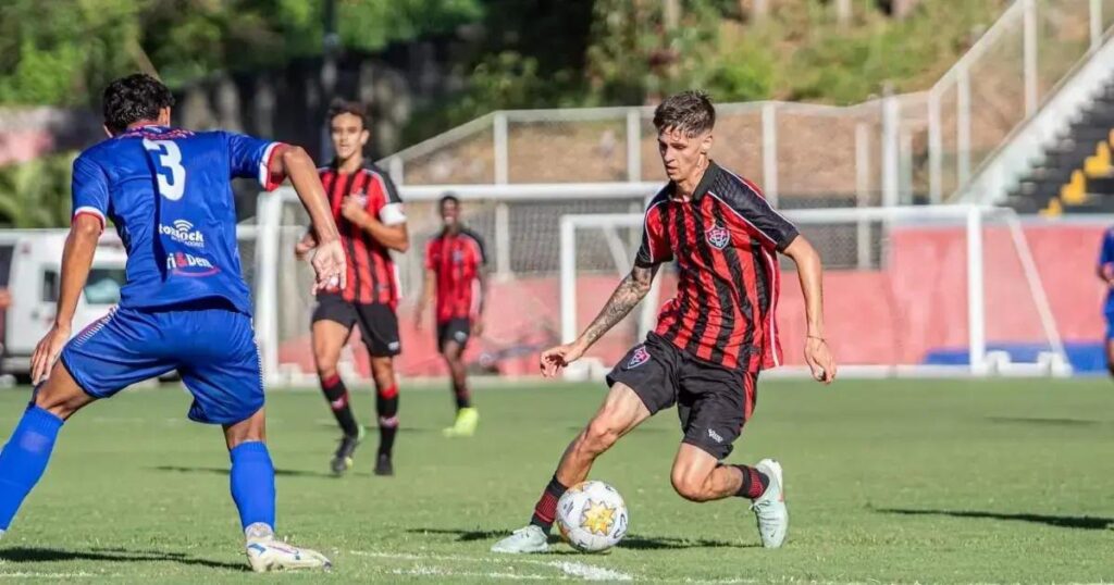 Vitória aposta em 12 jovens da base para o Campeonato Brasileiro 2025