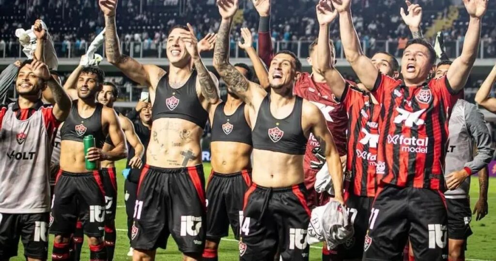 Vitória reduz chances de queda sob comando de Jair Ventura no Brasileirão