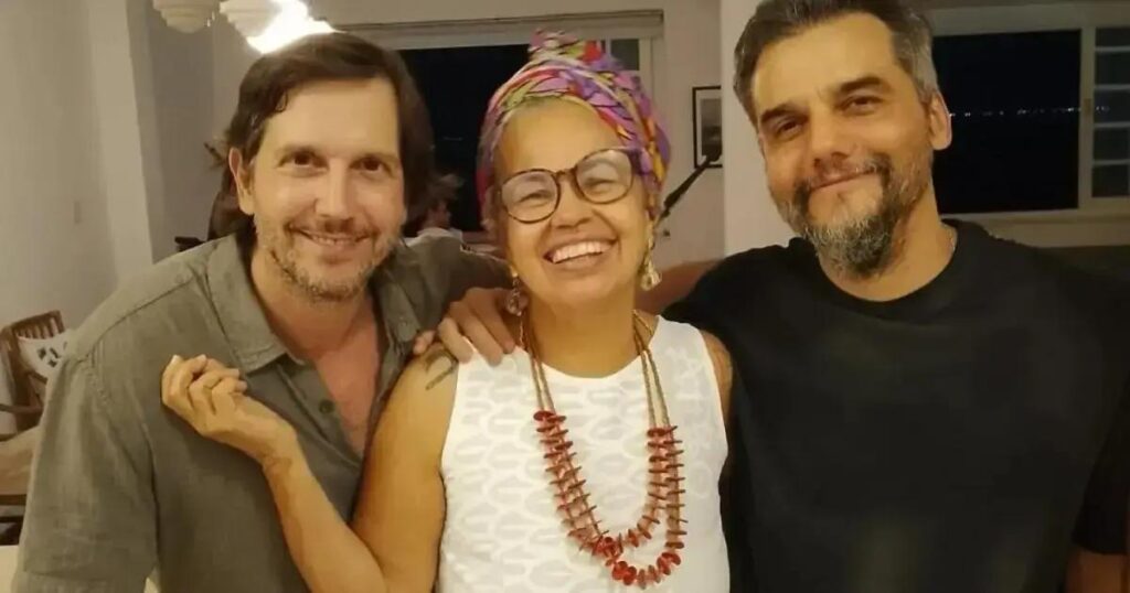 Wagner Moura e artistas famosos se reúnem em jantar íntimo em Salvador